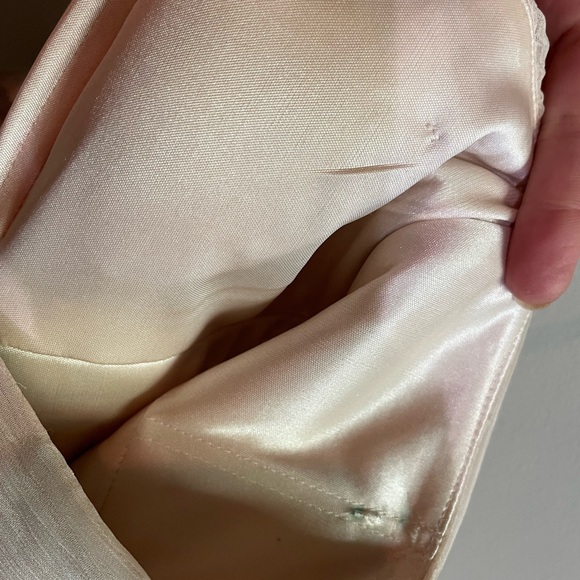 Elegant Cream Feathered Strapless Mini Dress - Picture 10 of 11